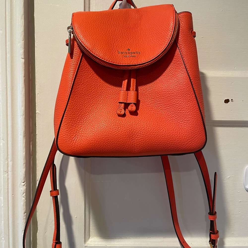 ✨ KATE SPADE Leila medium flap backpack ✨
